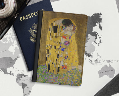 Gustav Klimt - The Kiss passport cover